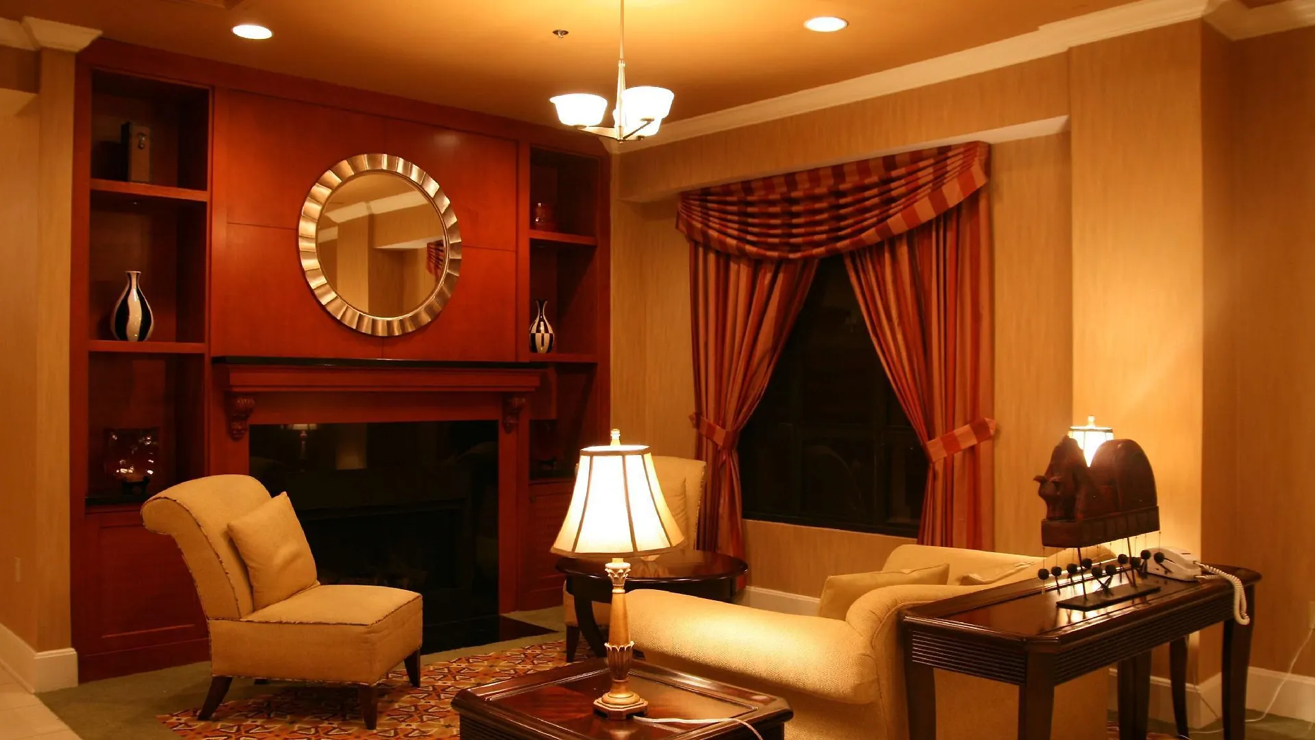 Hampton Inn Louisville Downtown Hotel