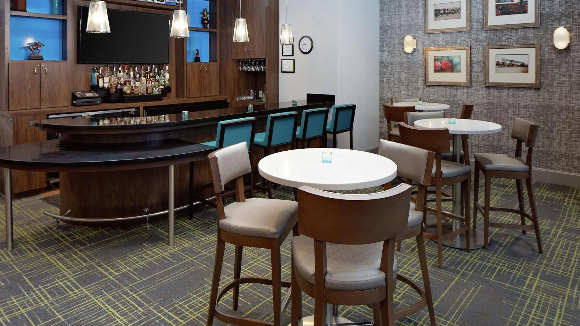 Hampton Inn Louisville Downtown